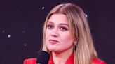 Kelly Clarkson Gets Emotional Detailing Pregnancy Hospitalizations