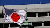 Japan's top council urges govt, BOJ to guide policy with eye on weak yen