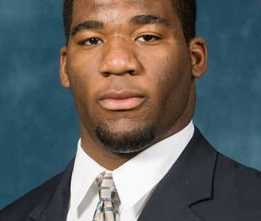 Obi Ezeh, a former Michigan football and GR Catholic Central standout LB, dies at 36