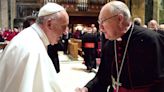 Kevin Farrell: “Para ser Papa y para gobernar se necesita la cabeza, no las piernas”