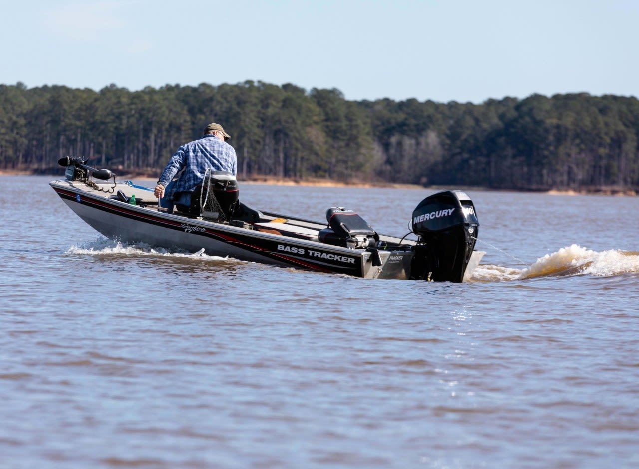 When are the Free Fishing Days in Mississippi this summer?