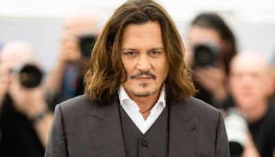 Johnny Depp estaria namorando mulher 33 anos mais nova; saiba quem é - Hugo Gloss