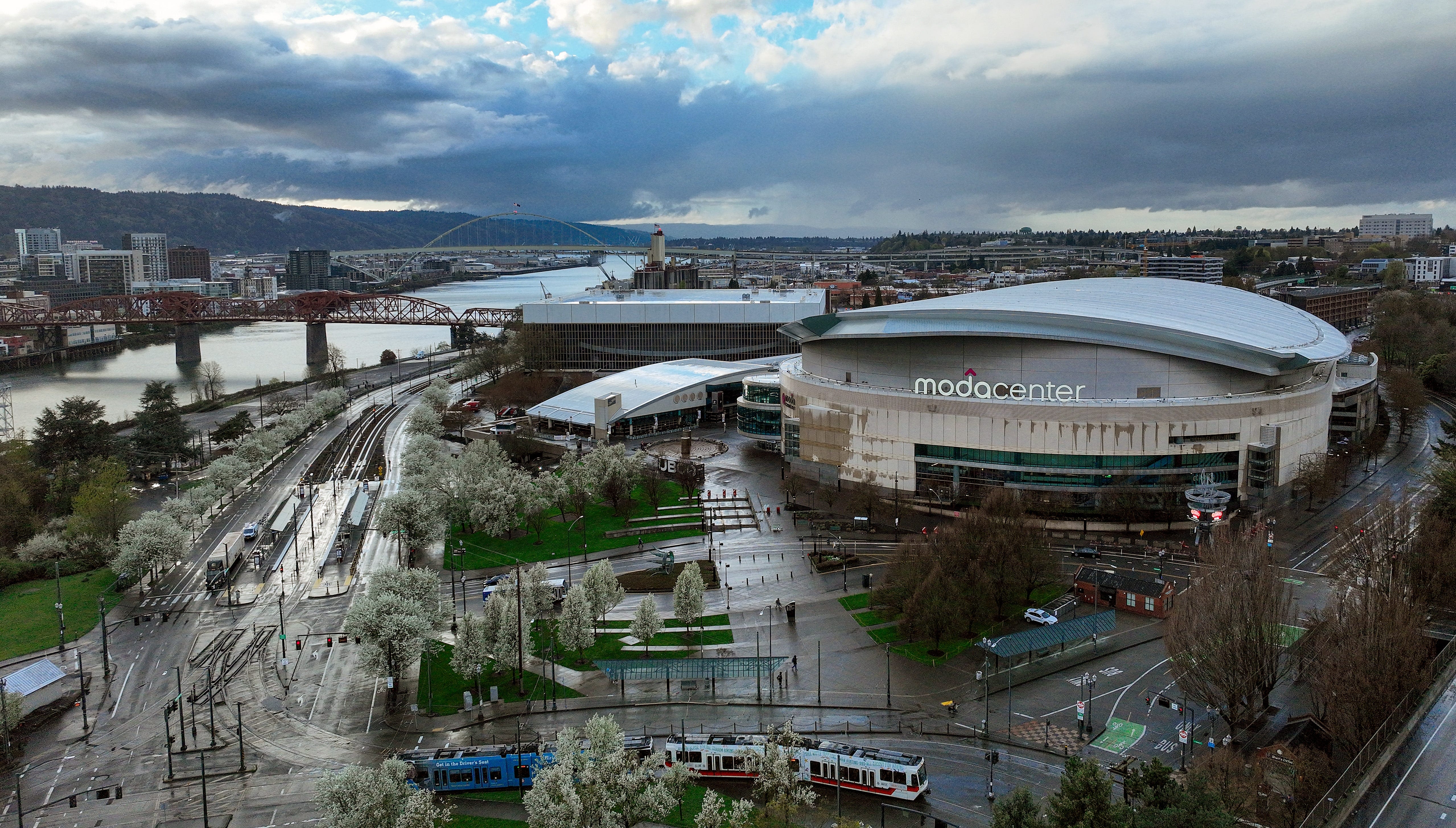 Riding wave of unprecedented popularity, WNBA announces 15th team will go to Portland