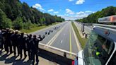 Residents line I-77 bridges to memorialize officer killed in Charlotte shooting