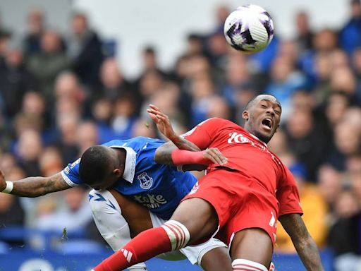 Howard Webb says VAR should have awarded Nottingham Forest penalty against Everton