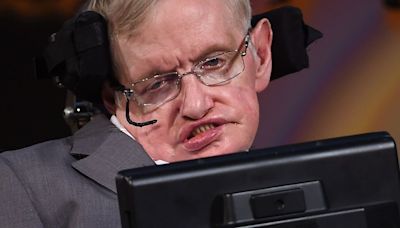 Stephen Hawking’s letter to parents on 'Dalek' computer in new archive