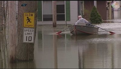 Senators Bernie Sanders, Peter Welch join lawmakers in calling for more federal disaster funds