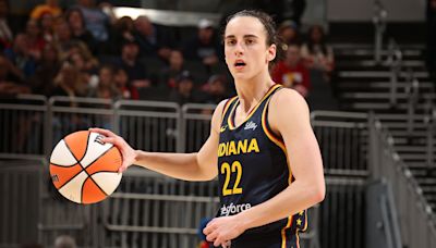 WNBA rookie Caitlin Clark looks like 'seasoned vet' in Indiana Fever home debut