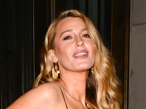 Blake Lively channels Christina Aguilera's Dirrty era