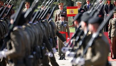 Esto es lo que cobra un general del Ejército en España en 2024: sueldo, complementos y escala