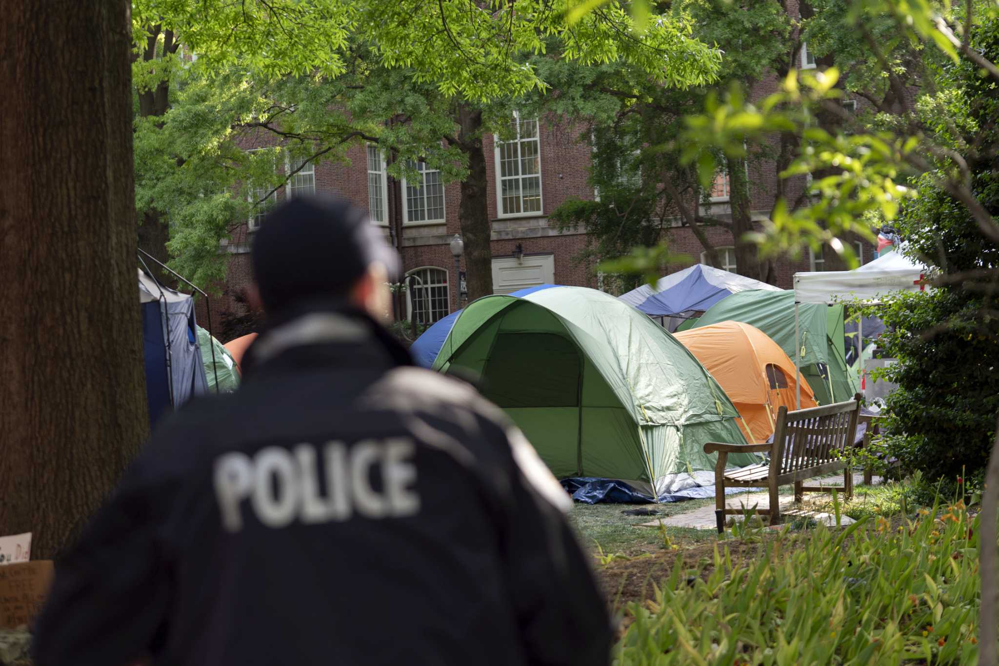 Student anti-war protesters dig in as faculties condemn university leadership over calling police