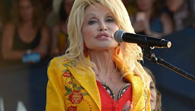 Dolly Parton to Explore Country Heritage on ‘Smoky Mountain DNA – Family, Faith & Fables’ Record and Docuseries