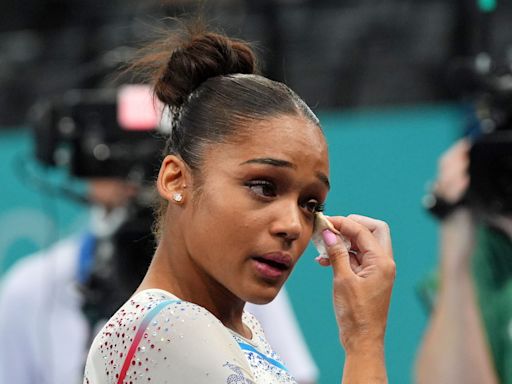 Quel domage! France won't make gymnastics team final, may be shut out of individual finals