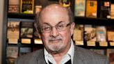 Salman Rushdie: los médicos le retiraron el respirador y el escritor pudo pronunciar sus primeras palabras