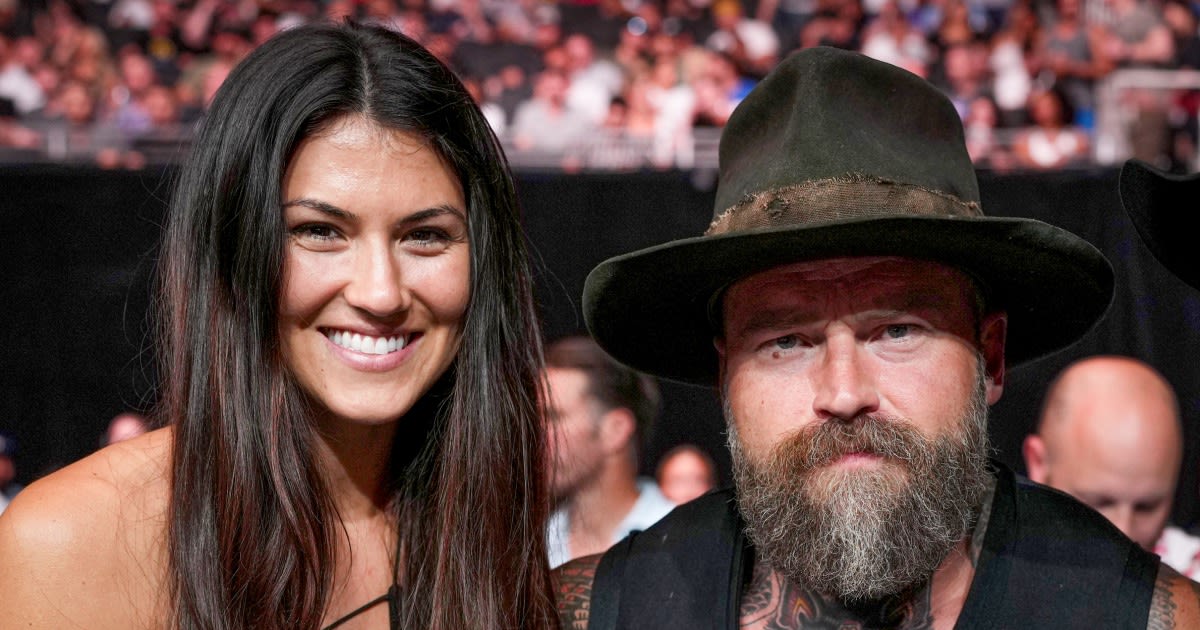 Estranged wife of country star Zac Brown says his attempt to remove her Instagram post is 'meritless'