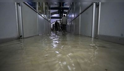 Heavy rains in Lucknow: UP assembly shut after water gushes in; CM Yogi takes alternate route to exit - CNBC TV18