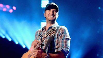 Luke Bryan slips on stage, jokingly threatens to sue fan: 'My lawyer will be calling'