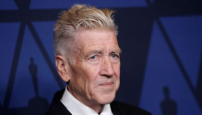 El drama de David Lynch: revela que padece una enfermedad que le impide salir de su casa - La Tercera