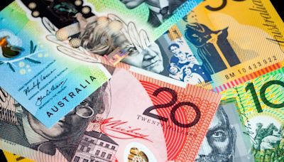 Australian Dollar Holds Up Against USD Despite Tepid Retail Sales Data