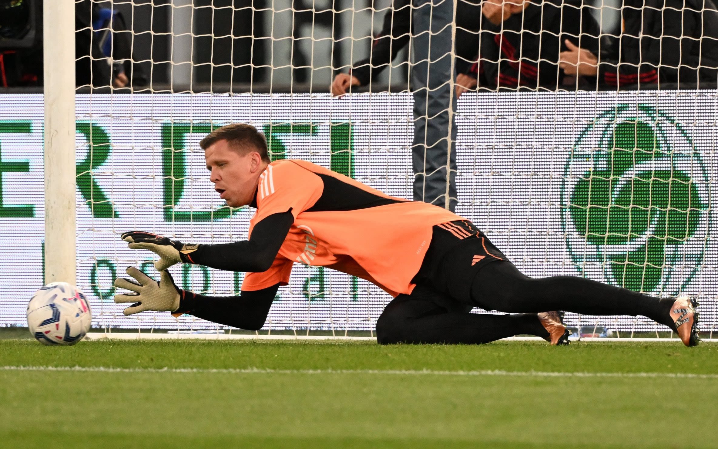 Wojciech Szczesny to stay at Juventus this summer despite talk of Arsenal return