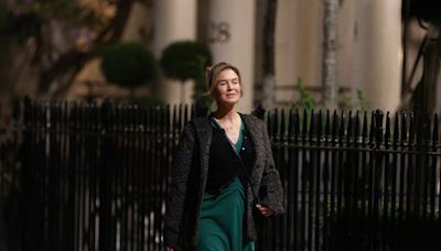 'Bridget Jones' Is Back! First Look at Renée Zellweger Filming 4th Movie