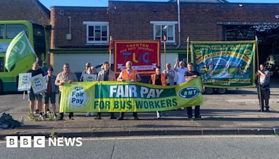 Somerset bus drivers strike demanding 'fairer wages'