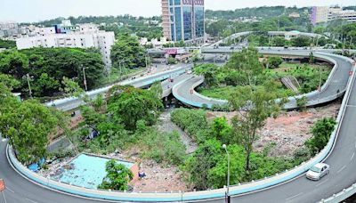 Improving Pedestrian Accessibility on Domlur Flyover