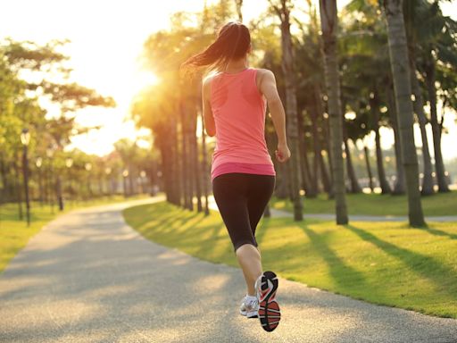 El método 30-30-30: cómo la última tendencia fitness de TikTok podría ayudarte a incorporar hábitos saludables a tu día a día