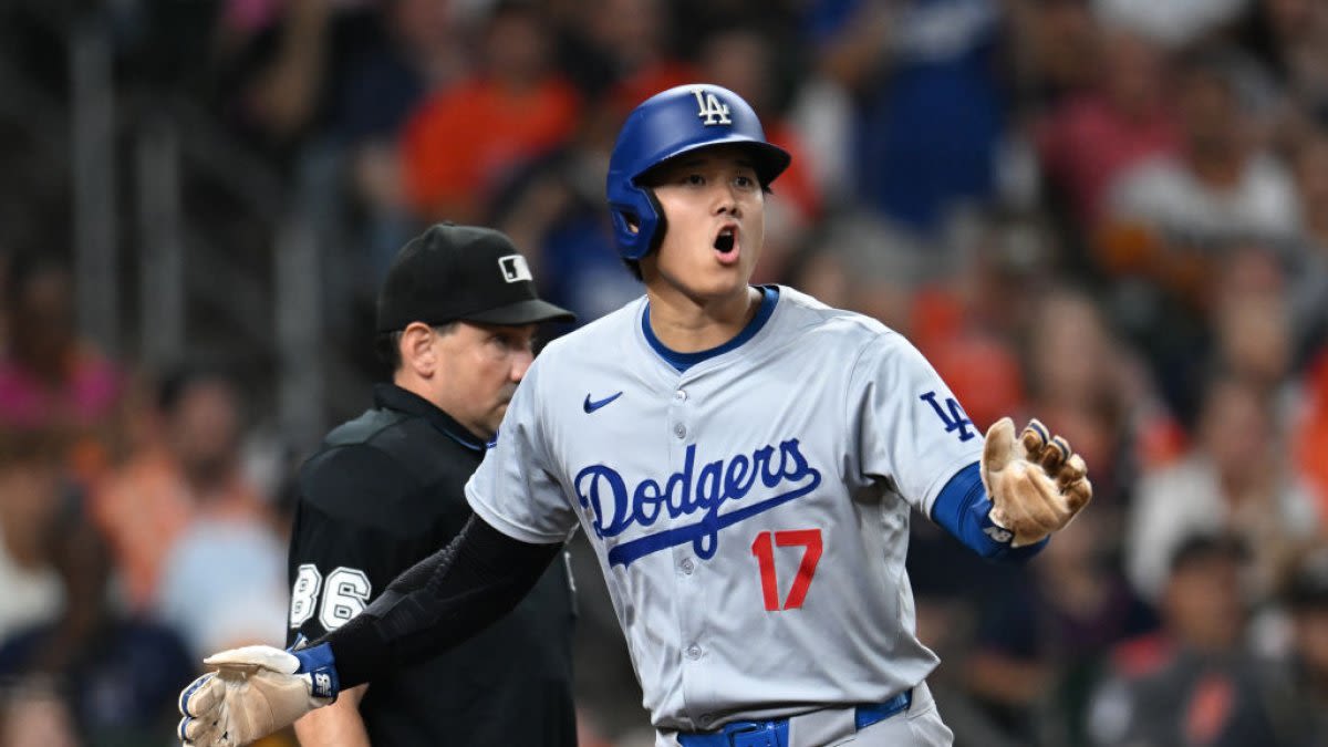 Shohei Ohtani hits Texas-sized home run, Dodgers surrender 5-run lead in 7-6 loss to Astros