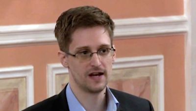 Edward Snowden acusa a Israel por la explosión masiva de beepers en el Líbano