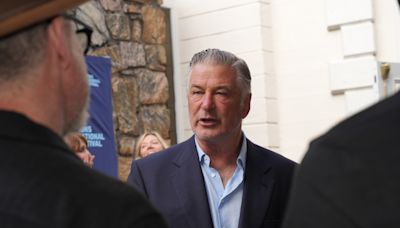 Alec Baldwin Prosecutor Wants ‘Rust’ Manslaughter Trial Resurrected; State Looking To “Blame” Someone For Case’s Collapse...