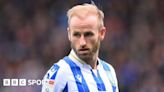 Barry Bannan and Liam Palmer sign new Sheffield Wednesday contracts