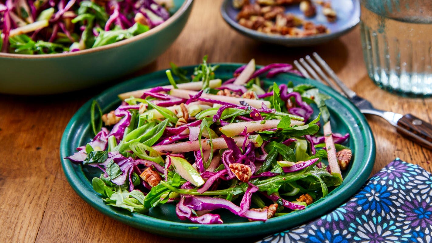 Toss Together This Crispy, Crunchy Cabbage Salad