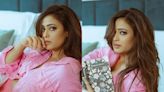 Sexy! Shweta Tiwari Unbuttons Her Shirt, Looks Hottest In Pink; New Photos Go Viral - News18