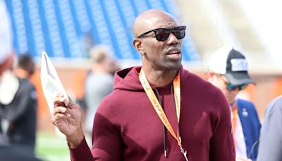 Terrell Owens Wants to Join Son Terique on 49ers, Compares It to LeBron James, Bronny