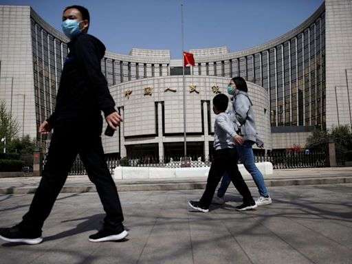 China cuts short and long-term rates