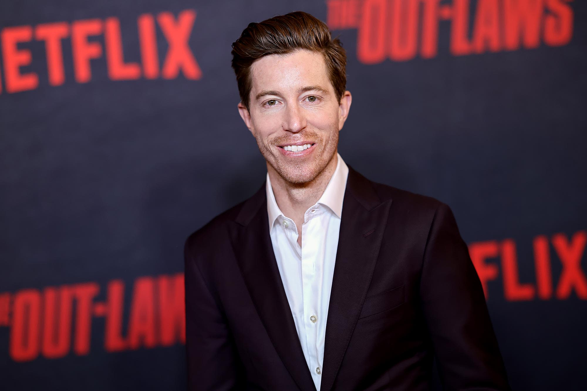 Shaun White Is Just Like Us With Long Ticketmaster Hold Times, Laundry and More