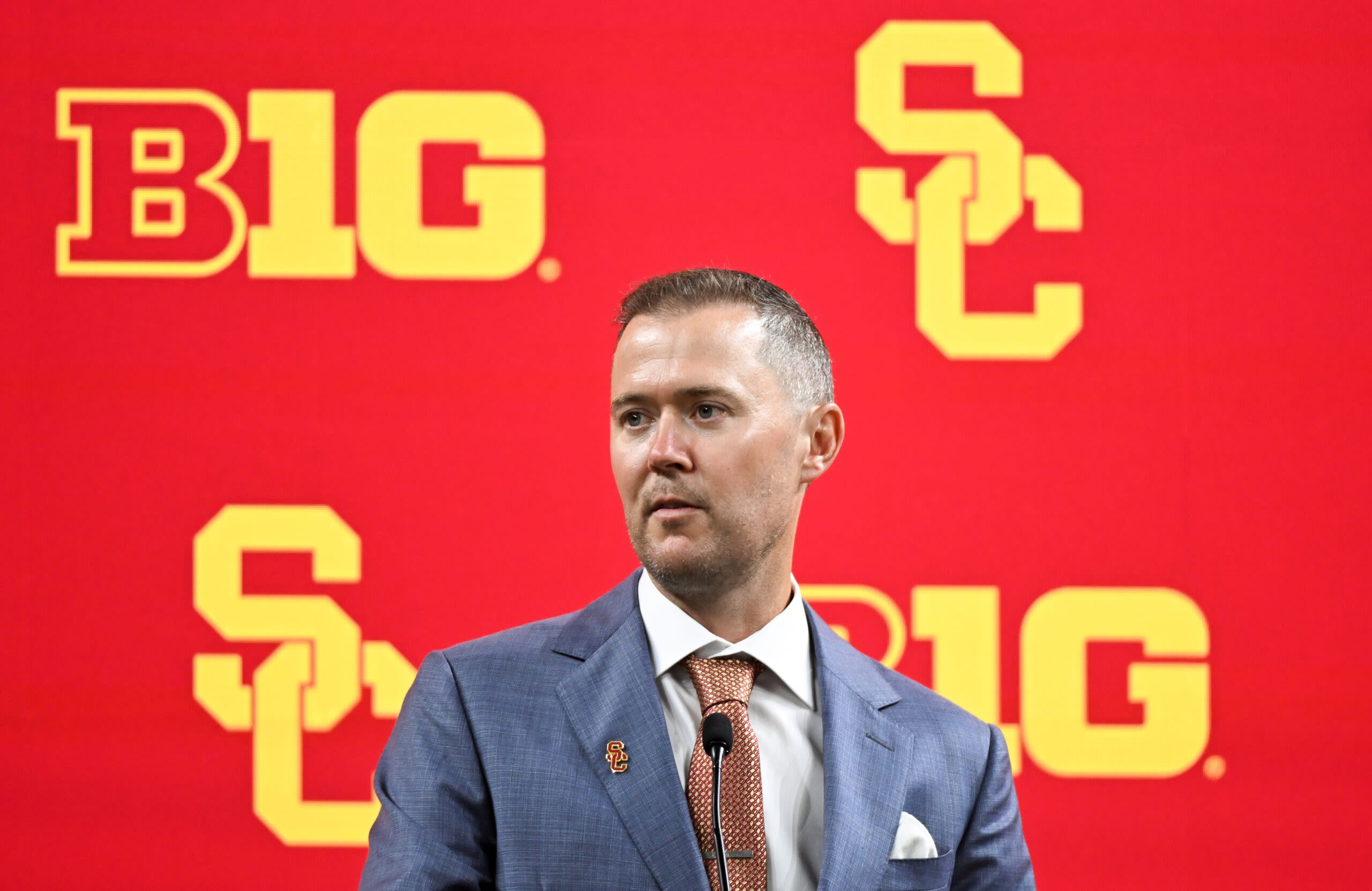 Lincoln Riley advocates for Mike Leach at Big Ten media days
