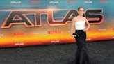 Jennifer López asiste al estreno de “Atlas” sin Ben Affleck y crecen los rumores de separación - El Diario NY