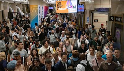 NJ Transit Rail Service Suspended In and Out of New York’s Penn