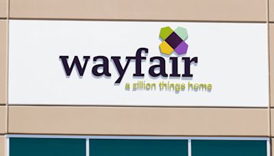 8 Wayfair Items Retirees Need To Buy Ahead of Fall