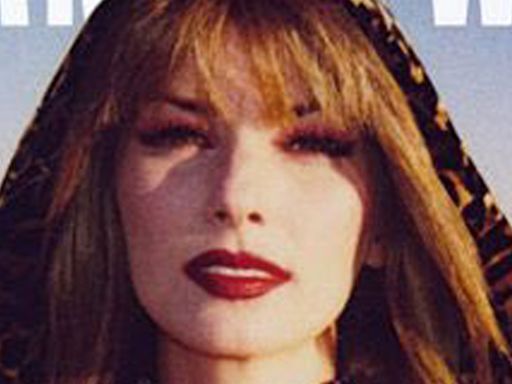 Shania Twain critics accuse singer of 'ripping off' Lana Del Rey's album cover