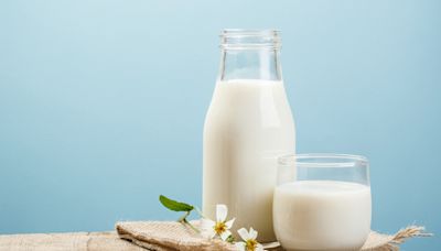 喝牛奶有5大好處，但容易致脹氣、加重咳嗽3壞處，什麼時候喝最好？4禁忌一次看
