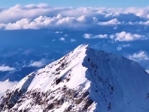 Watch: Chinese Drone Flies Over Mount Everest Summit, Captures Stunning Footage - News18