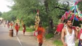 Kanwar Yatra order: After UP, shopkeepers in Bihar display nameplates in front of their shops - CNBC TV18