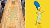 Caixão de egípcia morta há 3.500 anos tem “Marge Simpson”