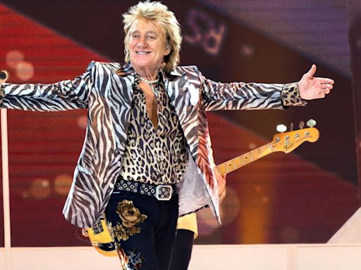 Scots musician forced to cancel dream gig with Rod Stewart over major surgery