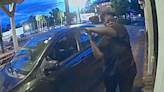 Video shows person shatter drive-thru window at SC restaurant with golf club