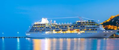 Royal Caribbean Cruises (NYSE:RCL) Has A Somewhat Strained Balance Sheet