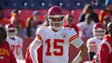 Patrick Mahomes goes full Mahomes with another ridiculous no-look TD, this time to RB Jerick McKinnon